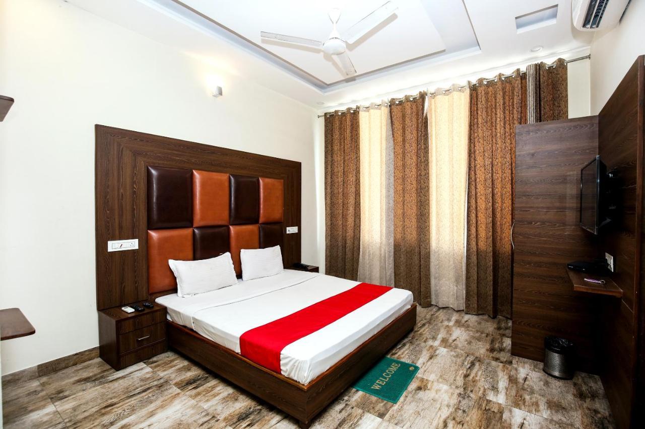Hotel Woodcrest Zirakpur Chandigarh - Luxury Rooms Kültér fotó