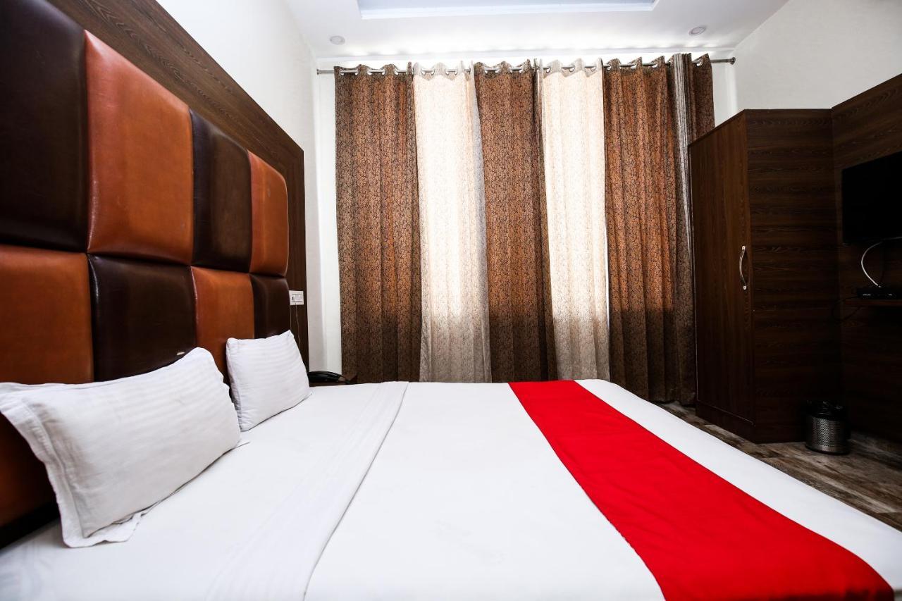 Hotel Woodcrest Zirakpur Chandigarh - Luxury Rooms Kültér fotó