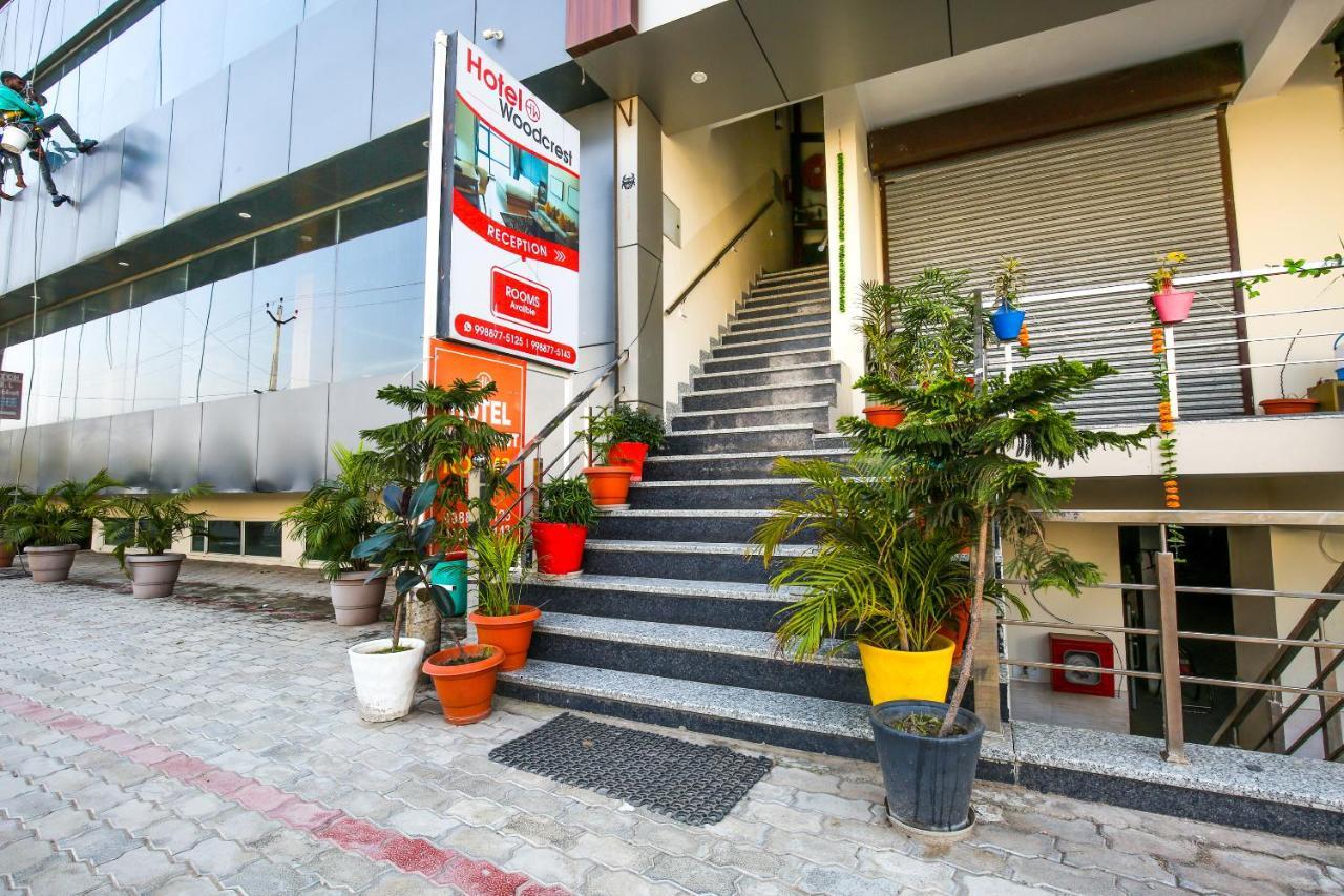 Hotel Woodcrest Zirakpur Chandigarh - Luxury Rooms Kültér fotó